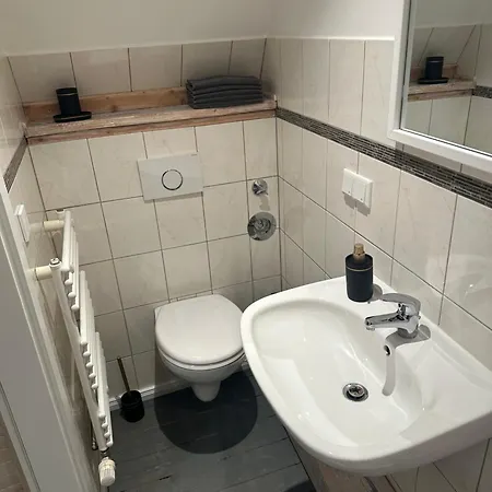 Urlaub Im Historischen Muellerhaus, Dachgiebel Lejlighed